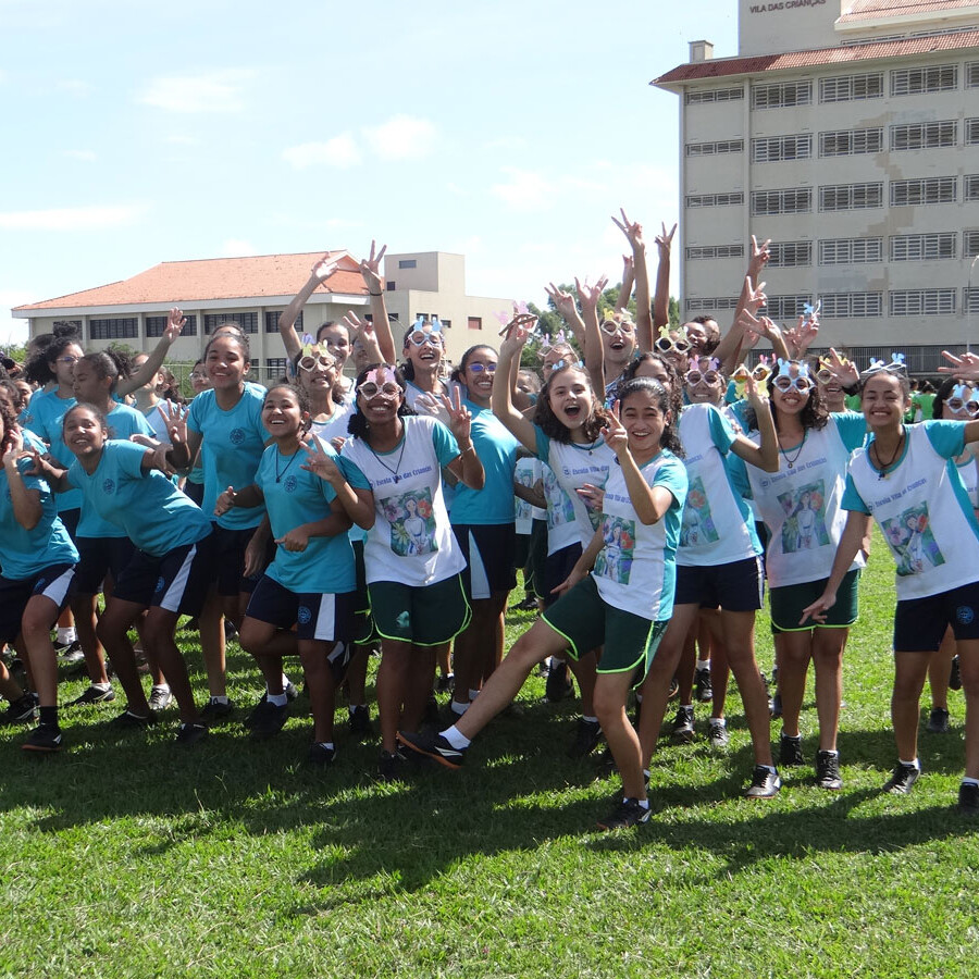 Fête de Pâques dans notre Village pour Filles au Brésil
