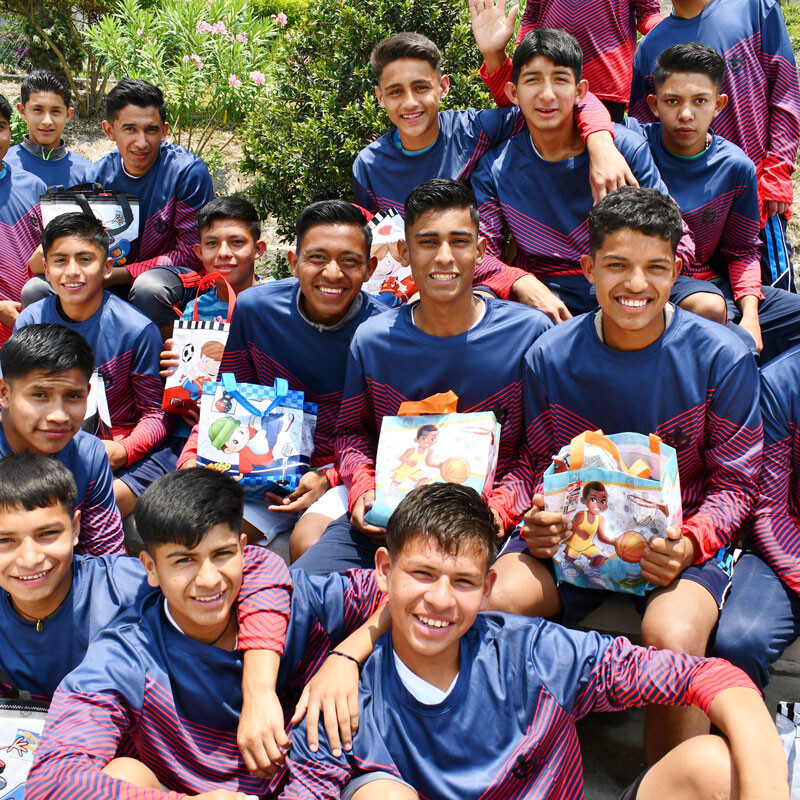 Fête de Pâques dans notre Village pour Garçons au Honduras